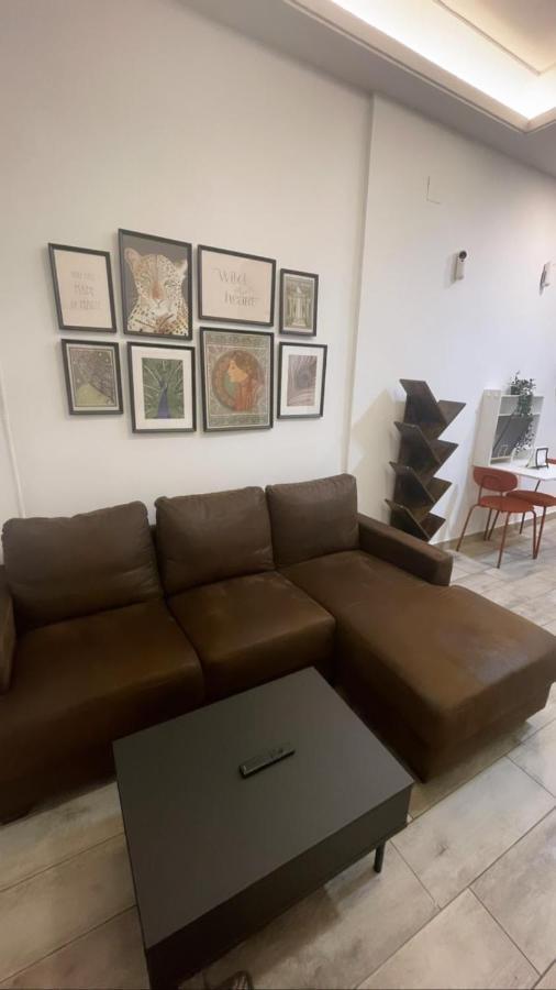 Apartamentos Jap Villaamil Madrid Bagian luar foto